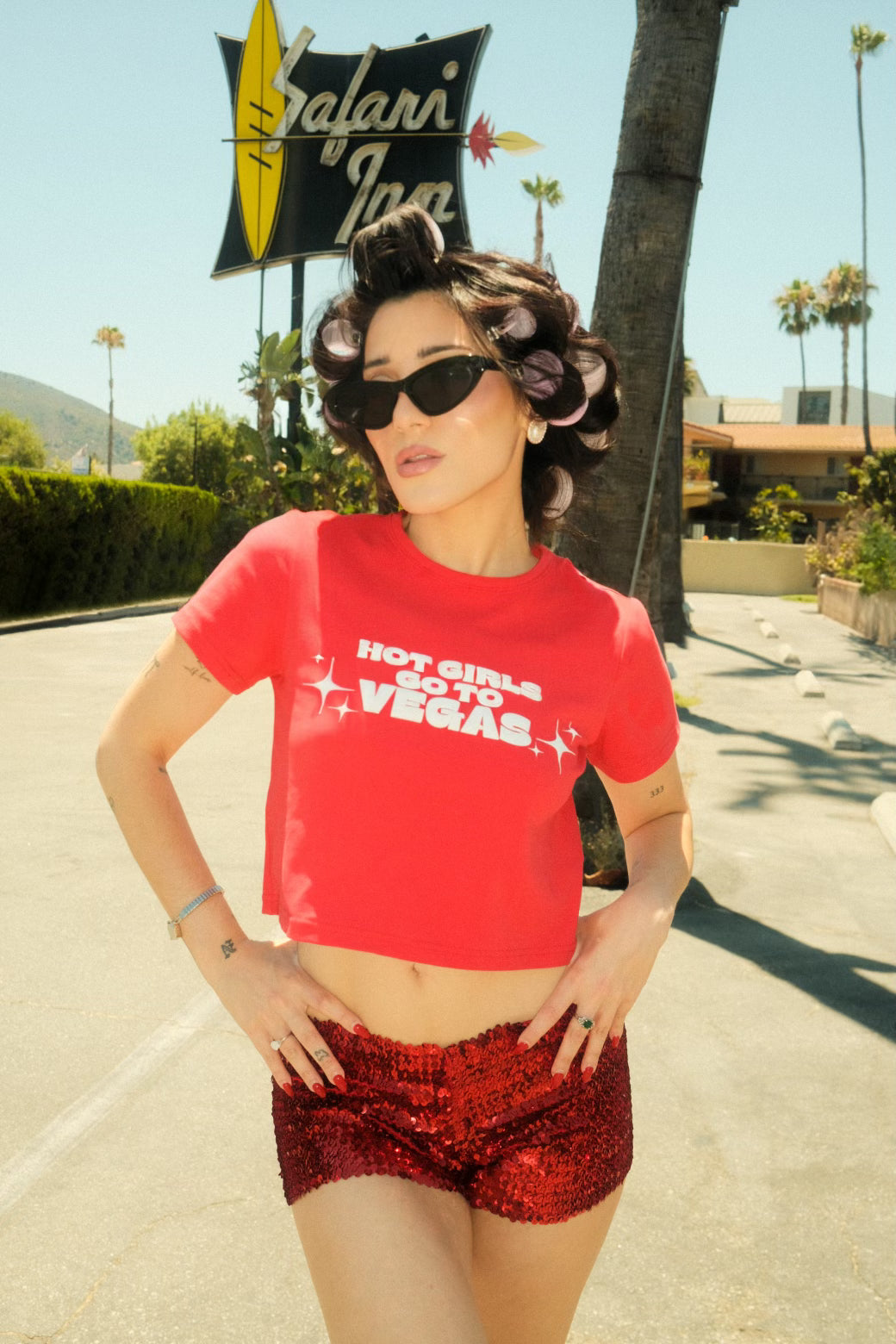 VEGAS BABY TEE - RED