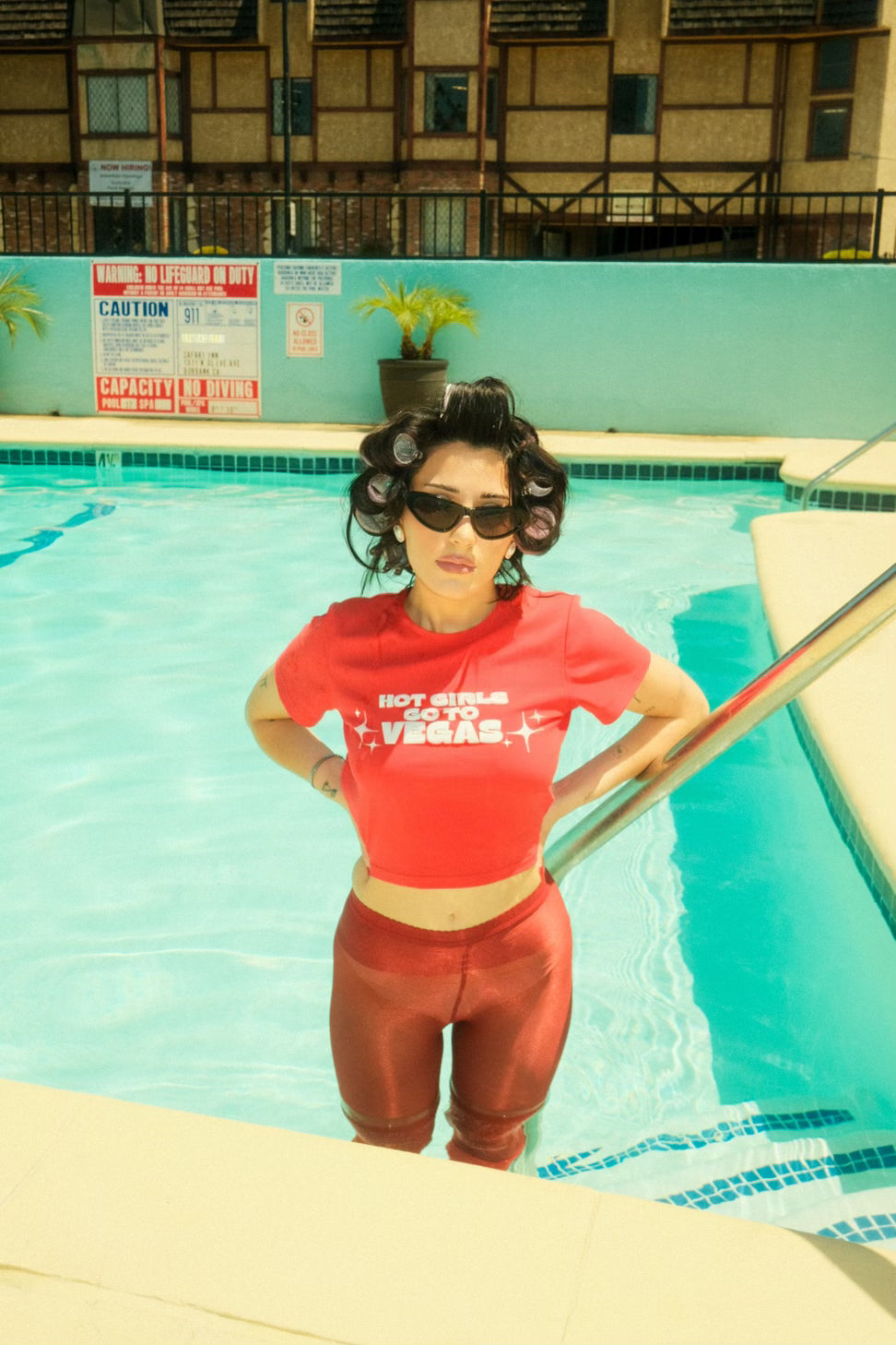 VEGAS BABY TEE - RED